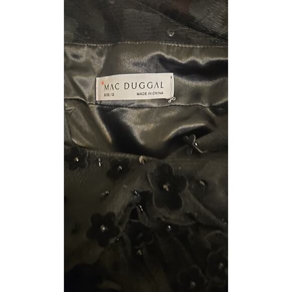 Mac Duggal Embellished Mesh Midi Dress with Butterfly Sleeves & Velvet Trim - Picture 5 of 6